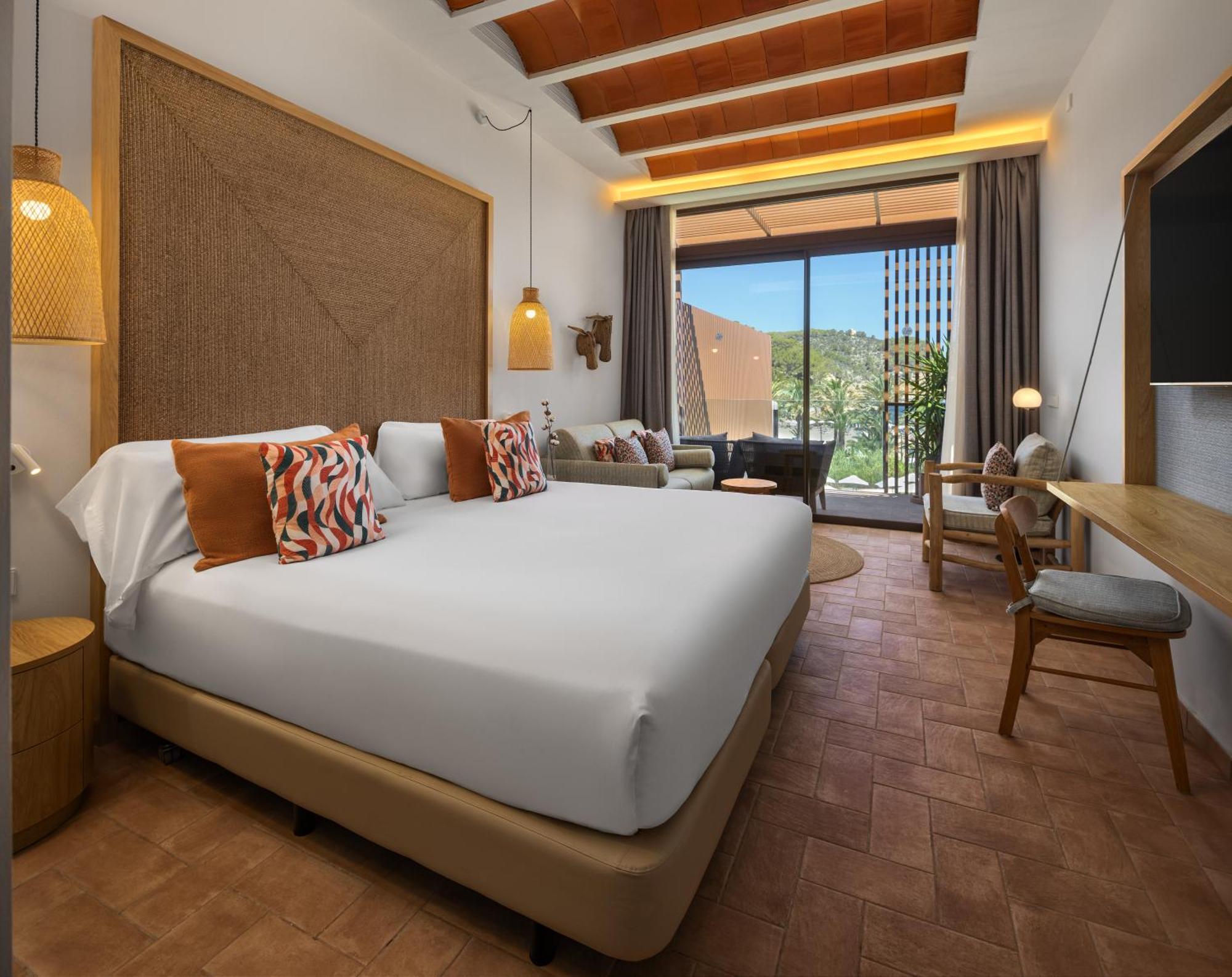 Cala San Miguel Ibiza Resort, Adults Only, Curio Collection By Hilton Port de Sant Miguel Εξωτερικό φωτογραφία