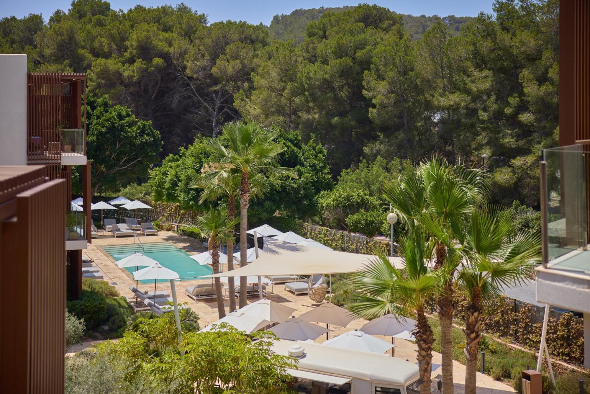 Cala San Miguel Ibiza Resort, Adults Only, Curio Collection By Hilton Port de Sant Miguel Εξωτερικό φωτογραφία